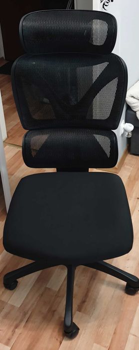 Fotel ergonomiczny z siatką