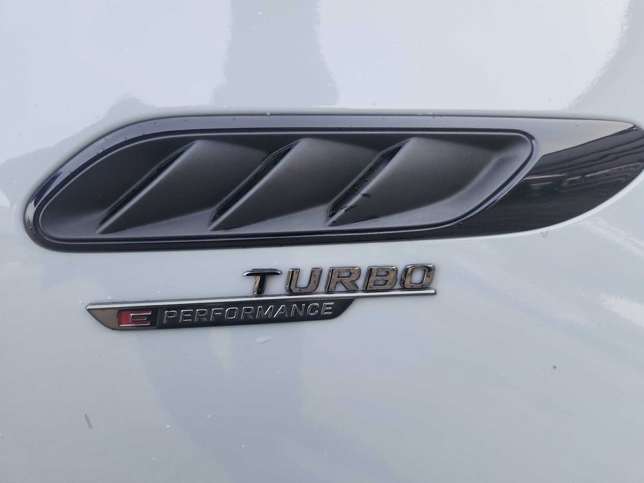 Mercedes- Benz C63 AMG S 680cv