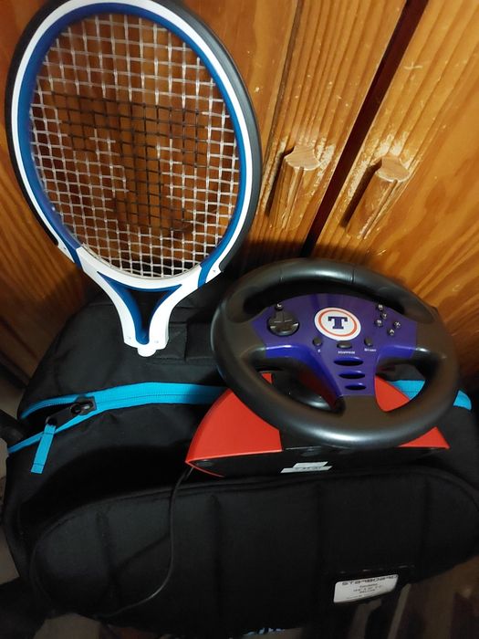 Wii em preto com imensos acessórios e jogos