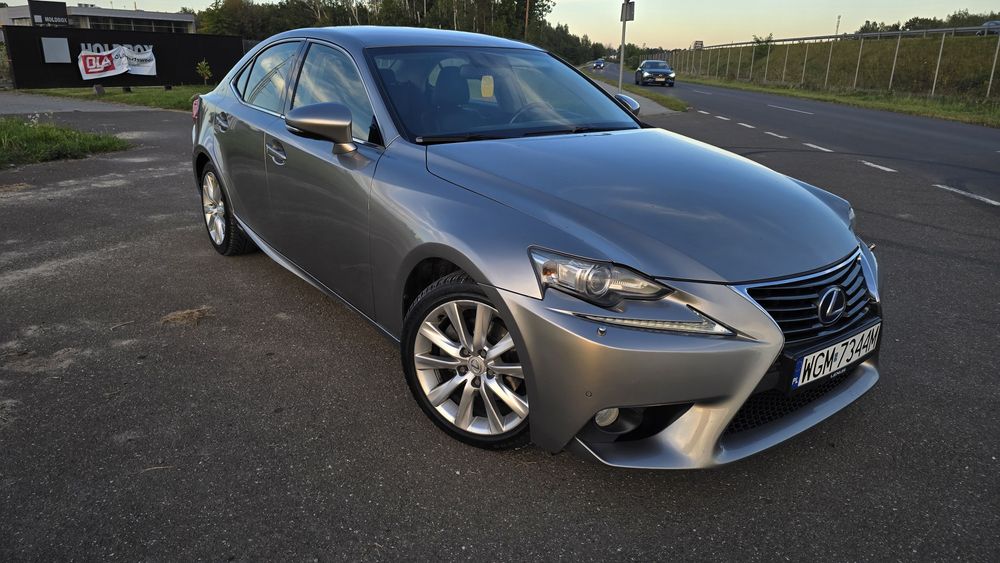 Lexus IS 300h 2.5 Hybrid | 2014 r. | 183 KM