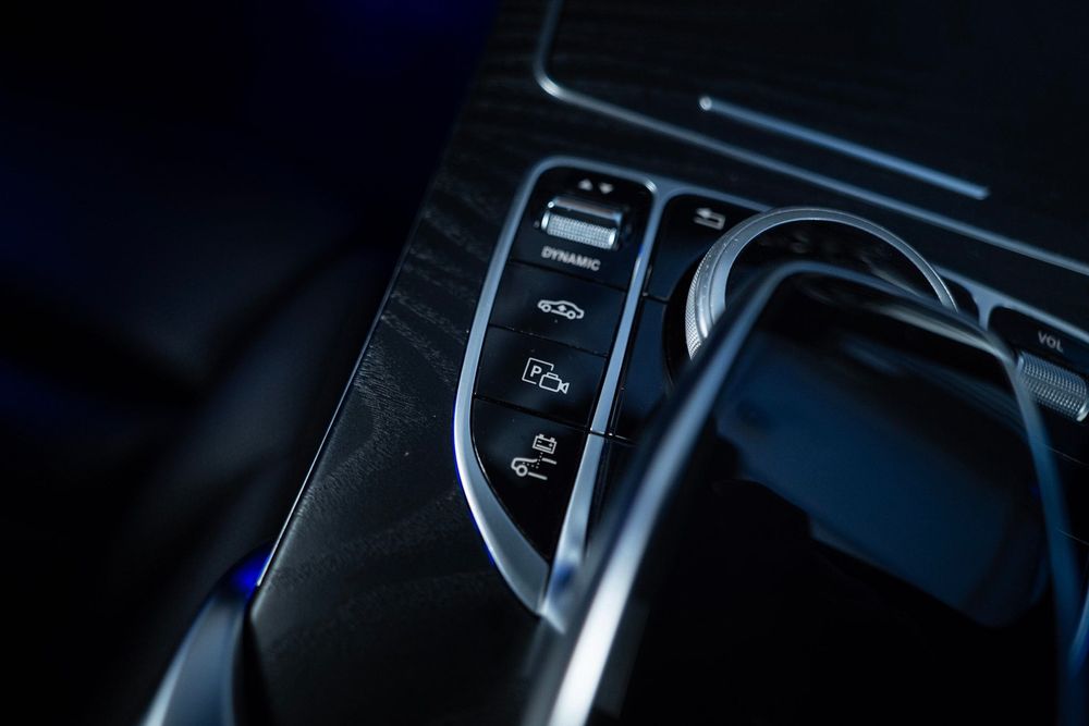 Mercedes-Benz c300de | AMG | Pack Night | Ambient | Autopilot | Full