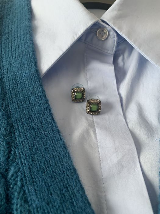 Сережки пусети зі смарагдом, імітація, біжутерія, нові