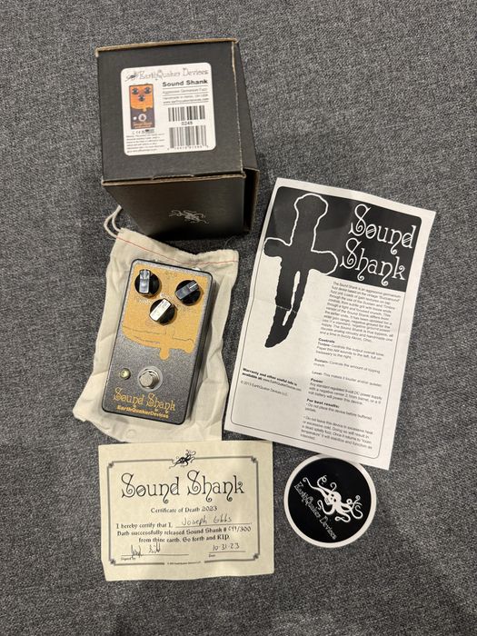 Pedal De Fuzz Earthquaker Devices Sound Shank