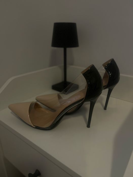 Pilnie sprzedam szpilki nowe za 50 zł