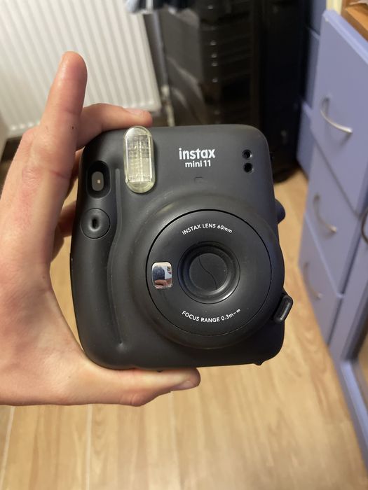 Фотоапарат instax 11 mini