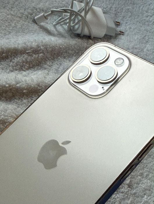 iPhone 12 Pro Max 98%