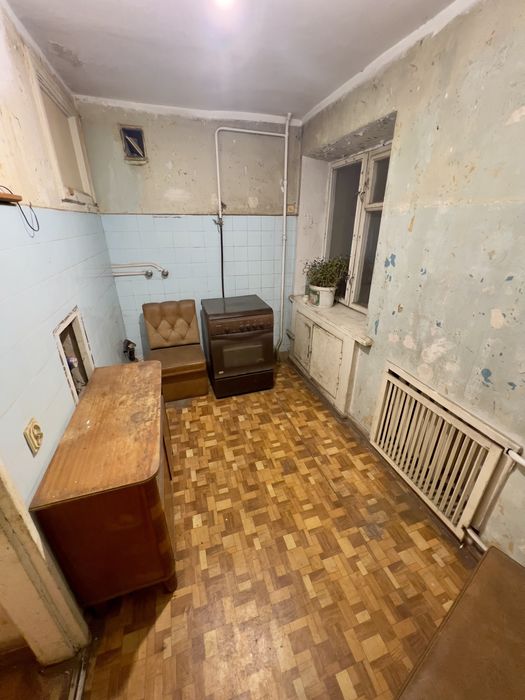 2 кімнатна квартира 58 м2 Совмін Печерськ метро Звірінецька