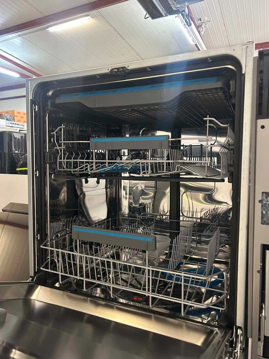 Zmywarka Electrolux 60 cm szerokość do zabudowy 2 lata gwarancji