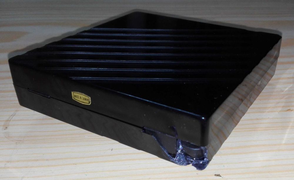 Caixa com tabuleiros de jogo Chess e Backgammon64750656200195123