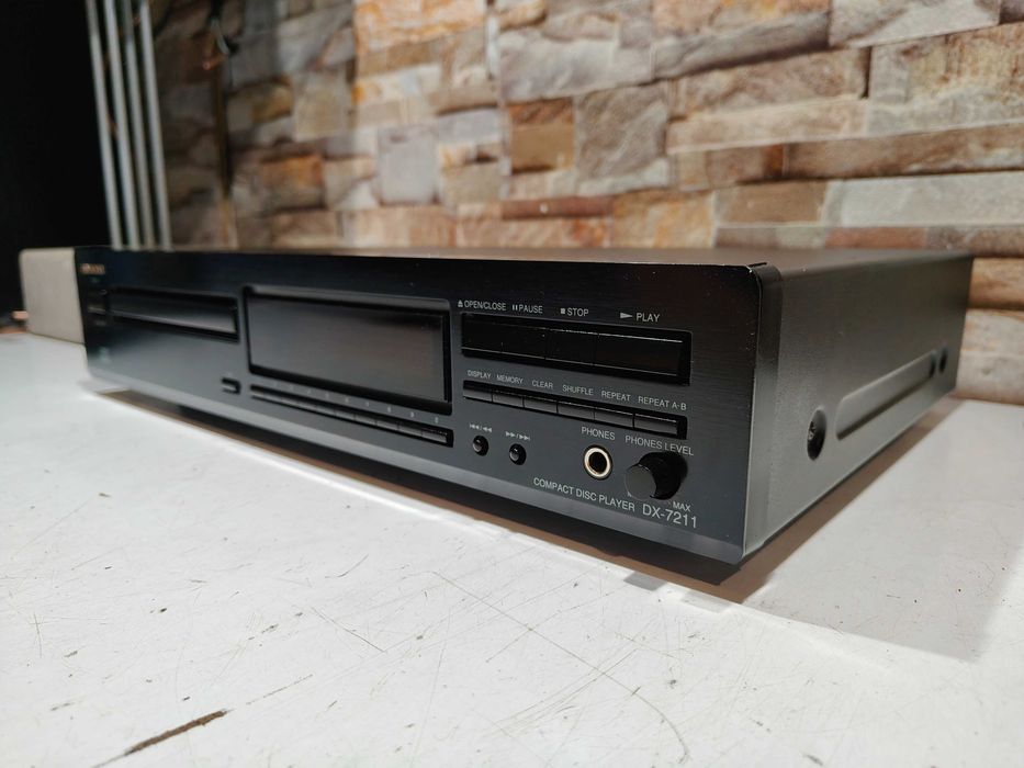 CD  Odtwarzacz Onkyo DX7211