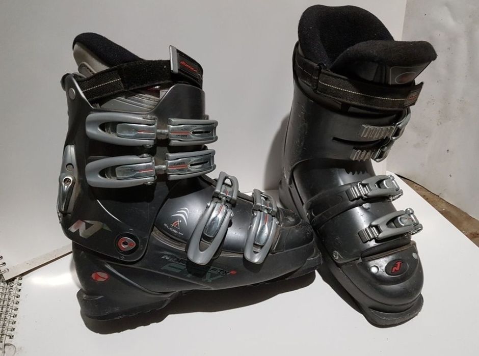 Лижі Head  Salomon нордіка 
Stöckli Stormride