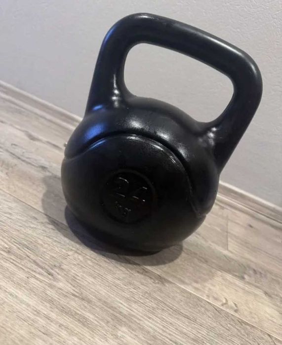 Гиря чугунная в пластике