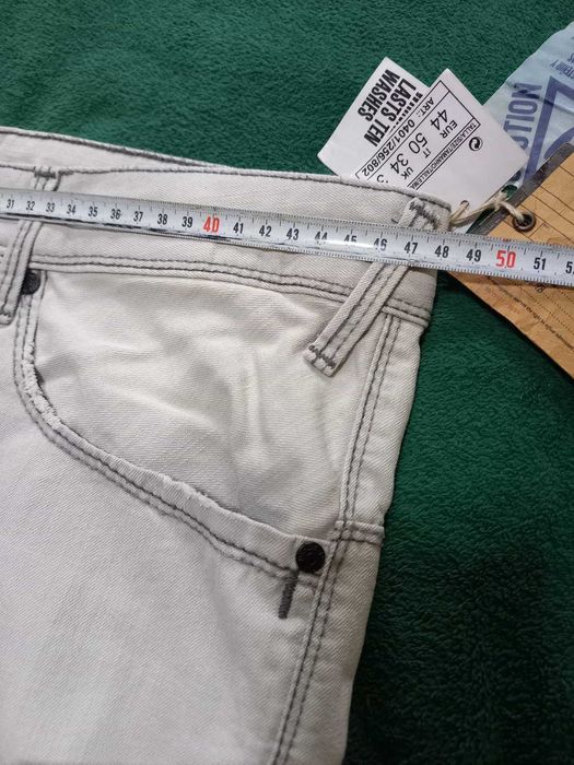 Джинсы Bershka новые