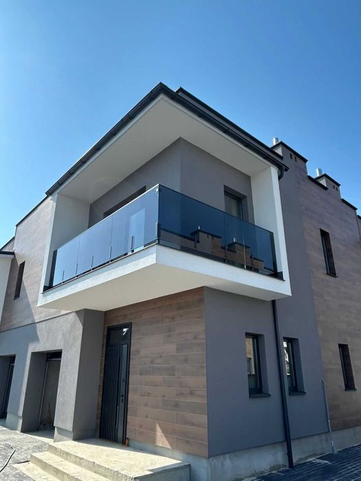 Продаж котеджів в Сокільниках біля озера Козацька рада