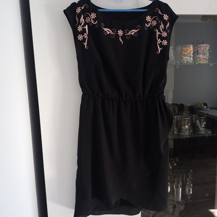 Sukienka czarna damska rozm. 38