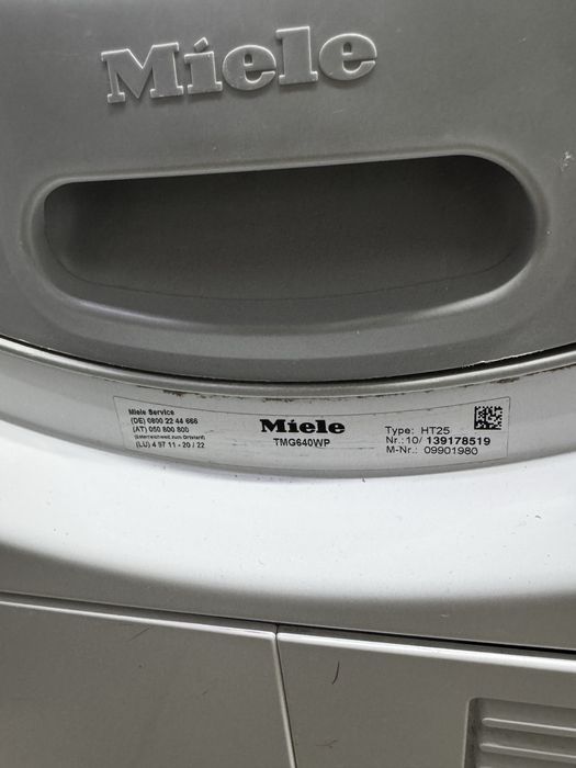 сушильна машина  miele TML640WP