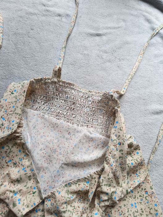 Su letnia kremowa w kwiaty 36