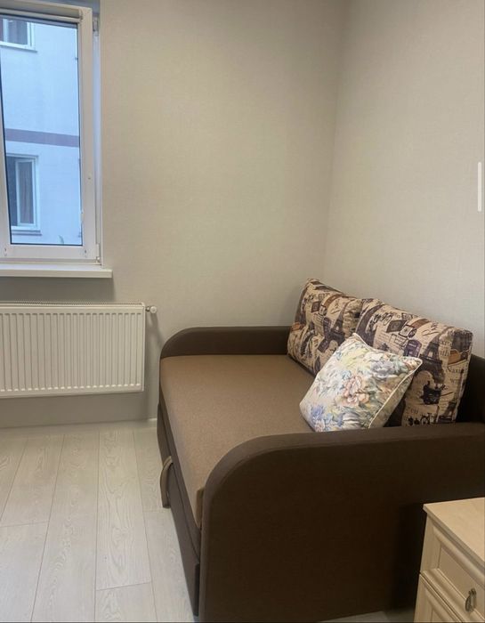 Оренда квартири це включно з ком.послугамив Хотові