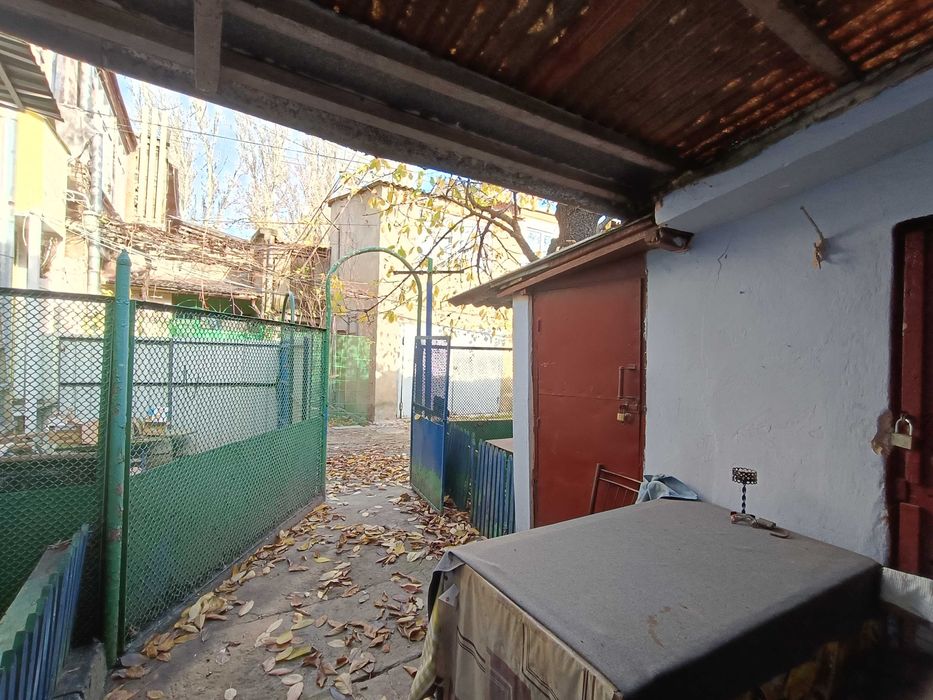 2 ком со своим двориком, АГВ, колонка, можно под гос. программы