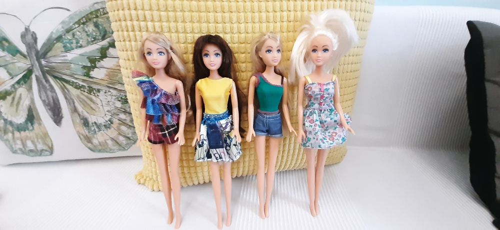 Lote de 4 barbies