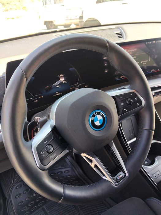 Automóvel BMW IX2 edrive 2.0 Pack M