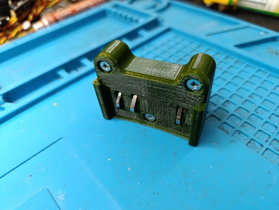 Адаптер для зарядки радіостанції Моторола