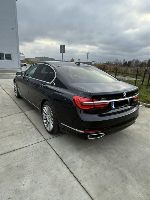 Samochod na wesele, ślub, uroczystosci, przewozy VIP, limuzyna BMW 740