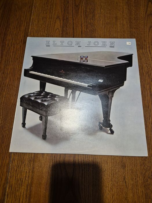 Elton John - Here And There, Płyta winylowa