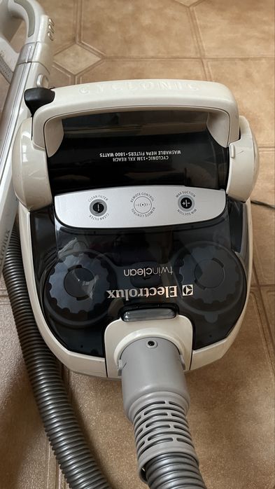 Пылесос Electrolux ULTRAACTIVE ZUP3860C