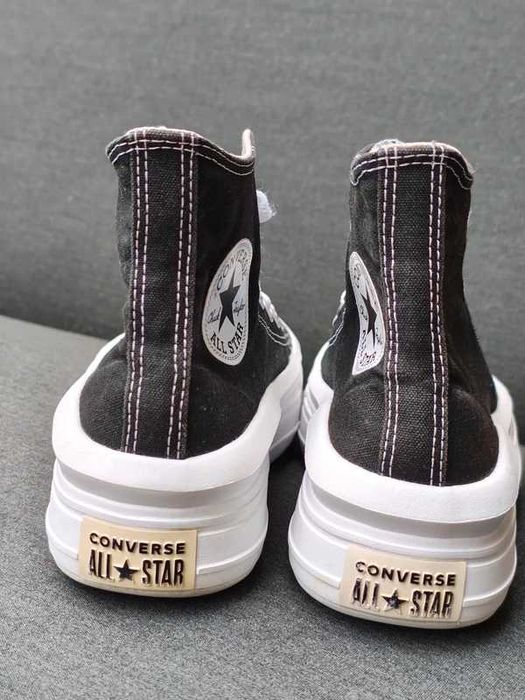 - Converse Chuck Taylor All Star Lift - Trampki na platformie r. 37