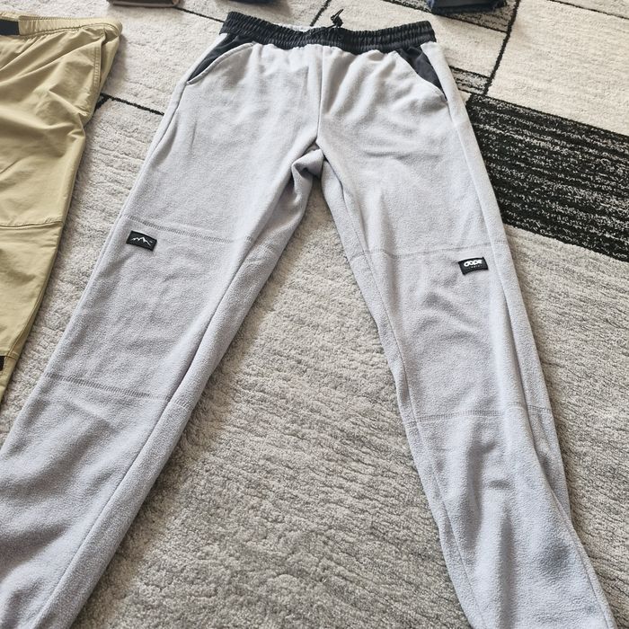 Spodnie Dope rozmiar XS cieple polarowe