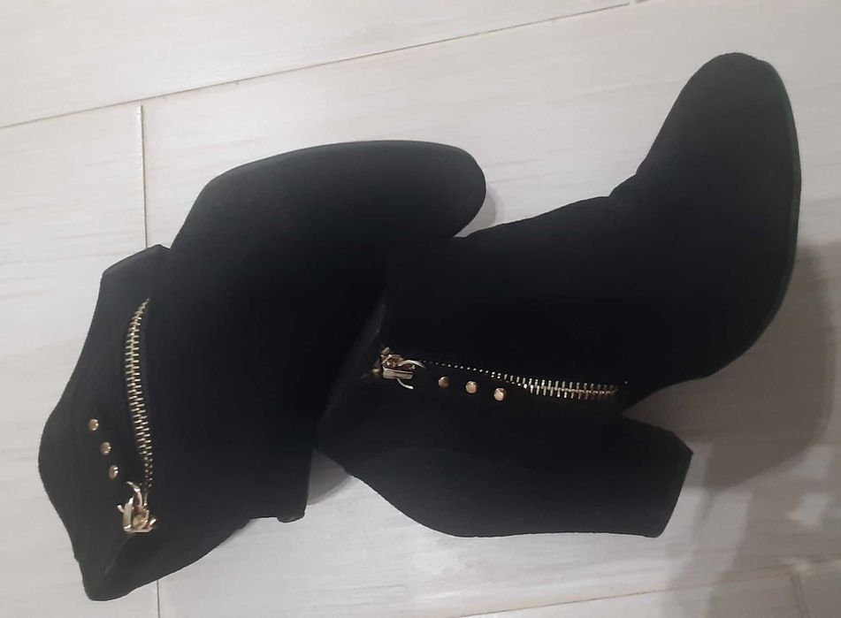 Eleganckie czarne  buty