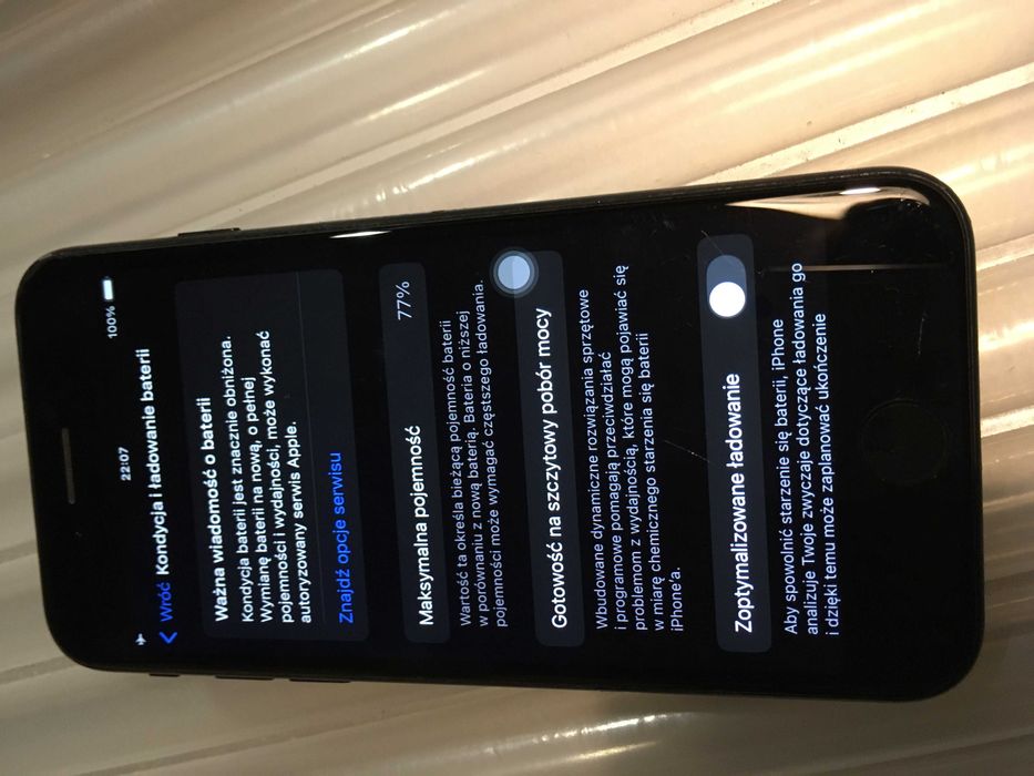 Apple Iphone SE 2020 3/64 GB black brak blokad black ios 18.7.2