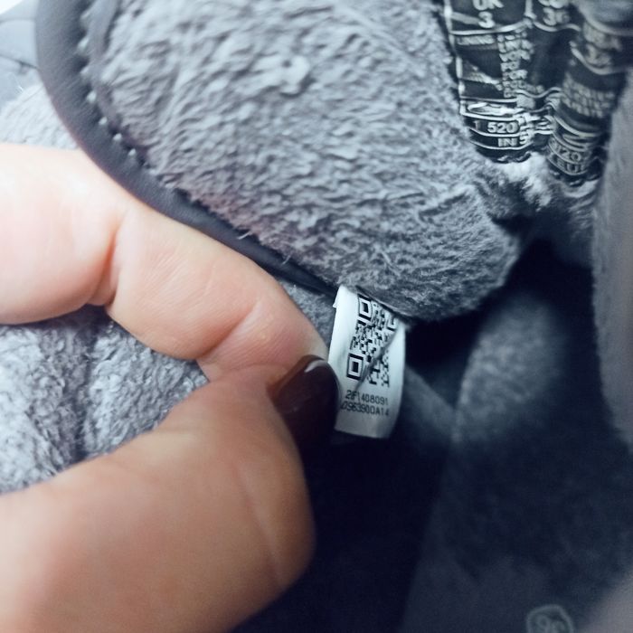 Оригінал FILA Утеплені черевички для хлопчика, 36 розмір,устілка 24 см