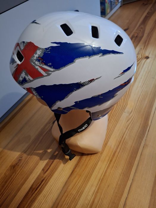 Kask na deske, rolki, hulajnoge.