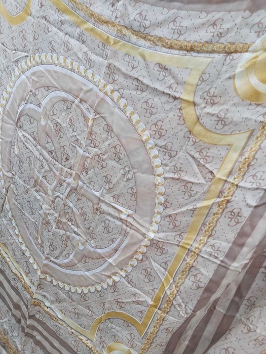 NOWY szal chusta GUESS beżowa logo braz nude