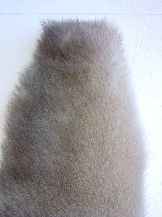 Шкурки хутро норка , дві штуки