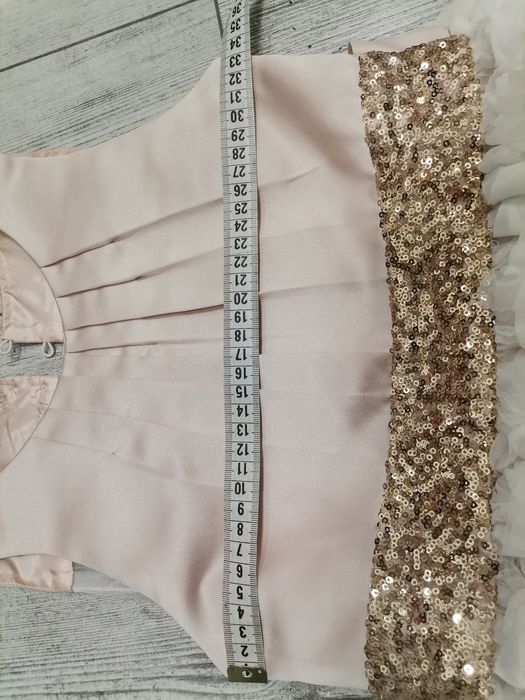 Платье  нарядное