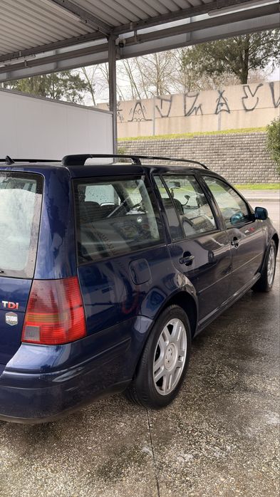 VW Golf 1.9 TDI 1999 – Gasóleo | Mecânica em bom estado | Ler anúncio