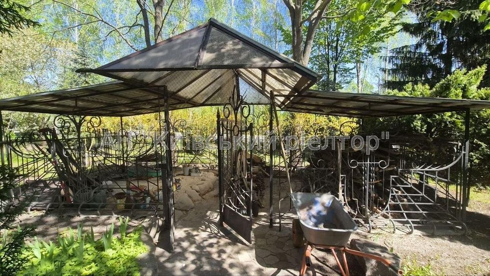 Оренда розкішного будинку 450 кв.м, у Віті-Поштовій, вул. Незалежності 2