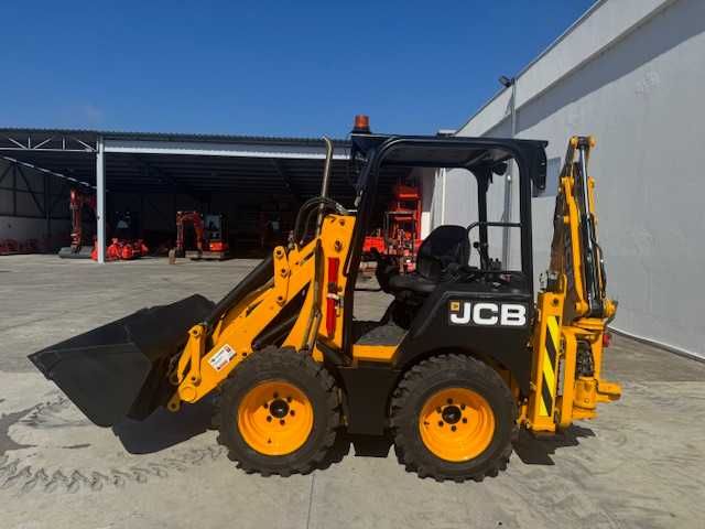 Retro escavadora JCB 1 CX para ALUGUER
