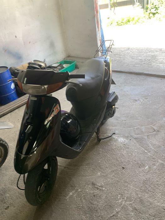 Suzuki lets 2...