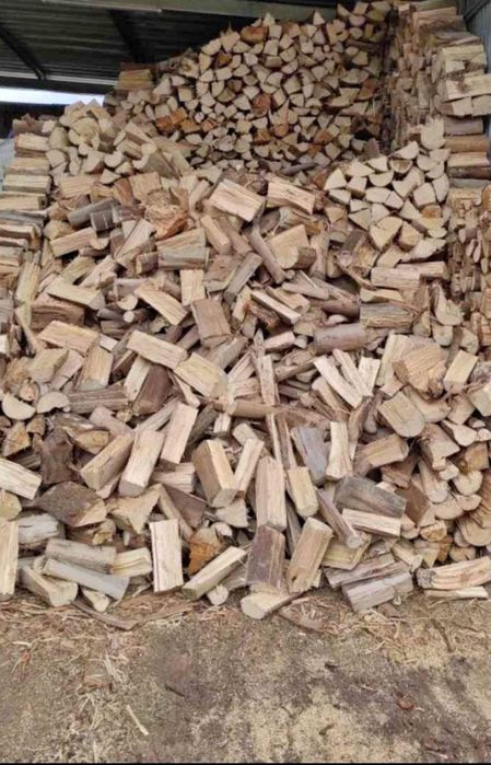 Vendo lenha seca pinho 30€ m³