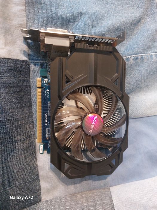 Відеокарта Gigabyte GeForce GTX 750 Ti 2GB GDDR5 (GV-N75TD5-2GI)