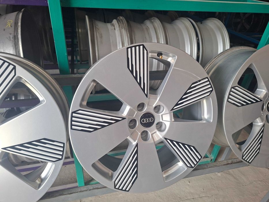 Диски Audi E-Tron 5/112 R19 8J ET34 .