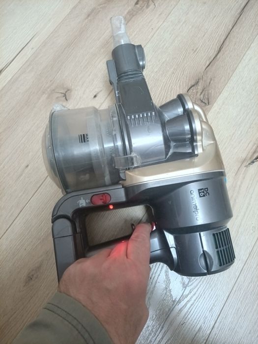 Пилосос Dyson dc16 без комплекта, батарея під заміну/ перепаковку