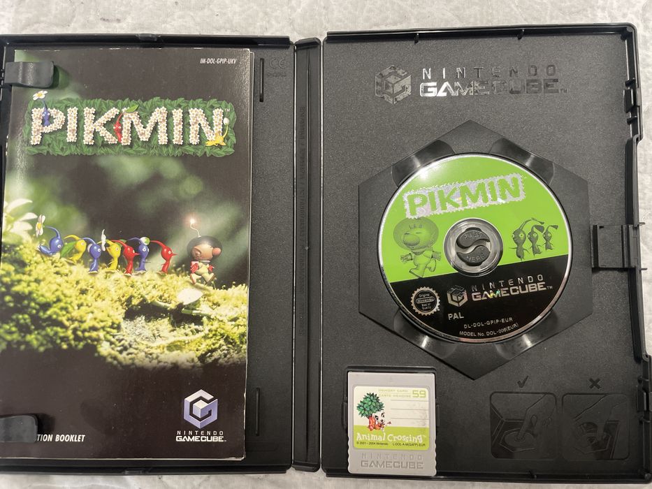 Pikmin - Nintendo Game Cube