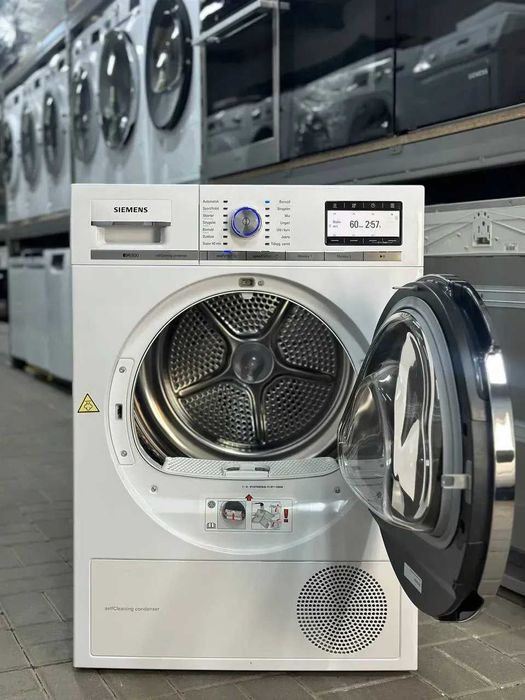 Сушильна машина Siemens IQ800