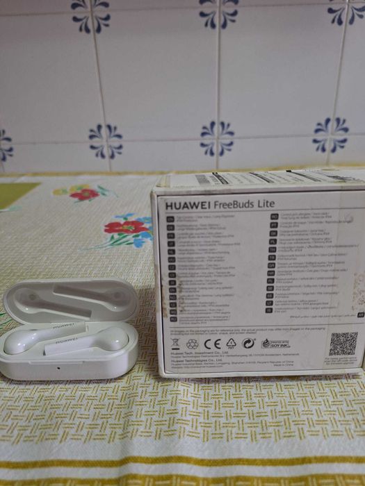 Huawei FreeBuds Lite