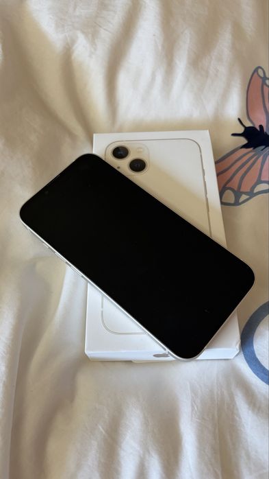 iPhone 13 128GB – Starlight